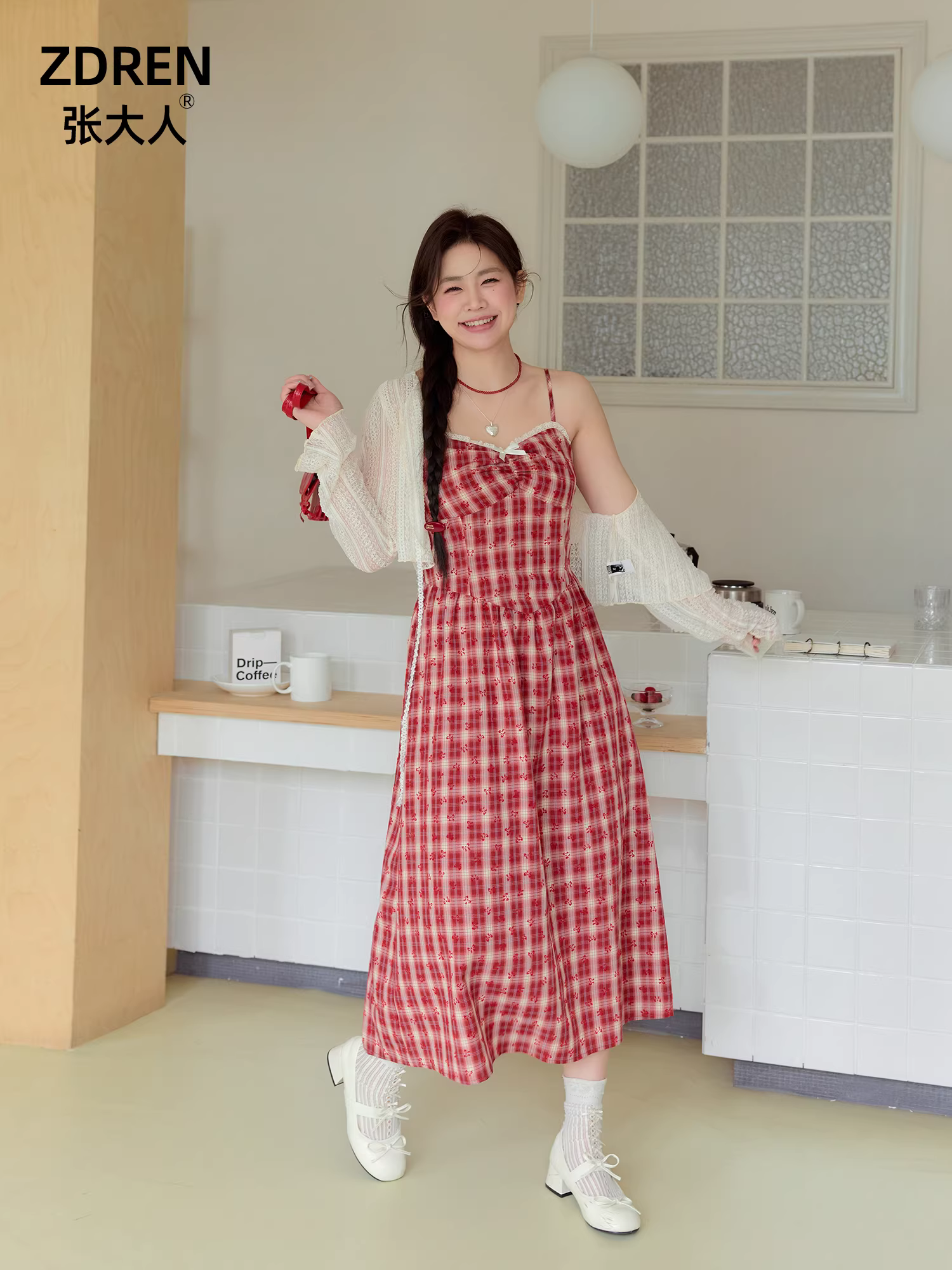 Trang phục mùa thu được ưa chuộng của Zhang Daren: quần áo nữ cỡ lớn, váy tôn dáng cho các cô nàng mũm mĩm, váy dây spaghetti phong cách quý tộc Pháp.