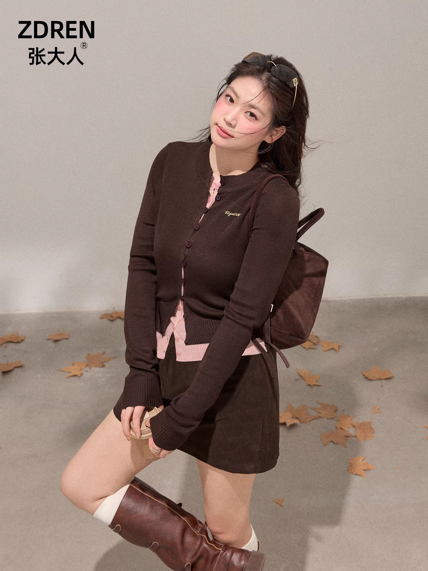 Quần áo nữ cỡ lớn dành cho người lớn, bộ áo len và váy dệt kim mùa đông kiểu Hàn Quốc giúp thon gọn dành cho các cô gái mũm mĩm.