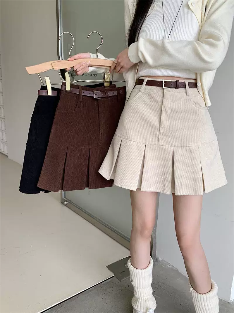 Váy nhung kẻ sọc nâu cỡ lớn dành cho nữ, váy ngắn kẻ sọc cổ điển lưng cao mùa thu đông, váy xếp ly dáng chữ A thời thượng.