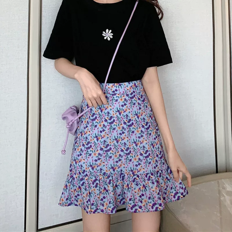 Váy chữ A voan hoa màu tím cỡ lớn dành cho nữ, phong cách mùa hè mới, váy đuôi cá thon gọn và che hông, váy dài vừa phải.