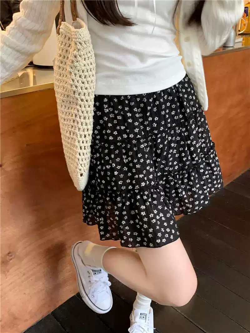 Váy hoa chấm bi cổ điển dành cho nữ mùa xuân hè váy đen cạp cao phồng kiểu bánh váy ngắn váy xếp nếp váy chữ A