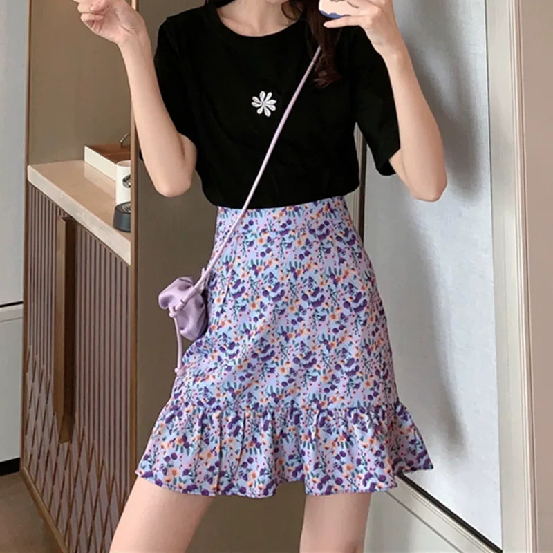 Váy chữ A voan hoa màu tím cỡ lớn dành cho nữ, phong cách mùa hè mới, váy đuôi cá thon gọn và che hông, váy dài vừa phải.