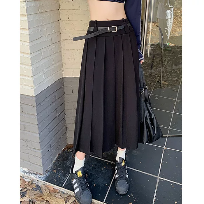 Váy xếp ly màu xám, cạp cao, dáng dài trung bình, dành cho nữ, thiết kế dành cho người có thân hình đầy đặn, kiểu dáng chữ A giúp tôn dáng và che khuyết điểm vùng hông.