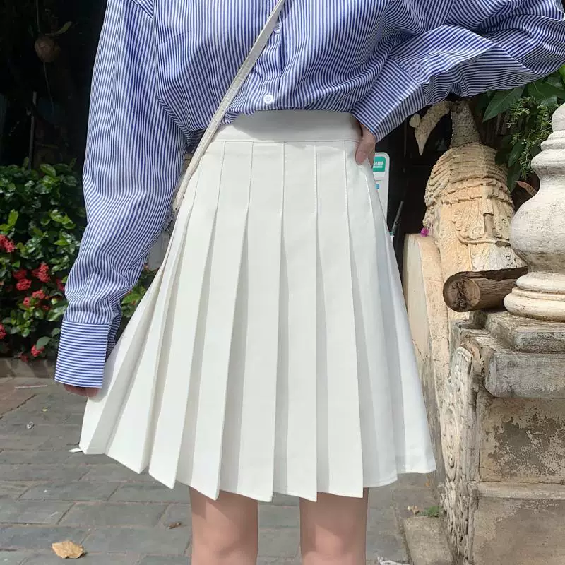 Váy xếp ly màu trắng, váy chữ A chống lộ cho nữ, dài vừa phải mùa hè, cỡ lớn, lưng cao, thon gọn, váy nửa thân phồng.