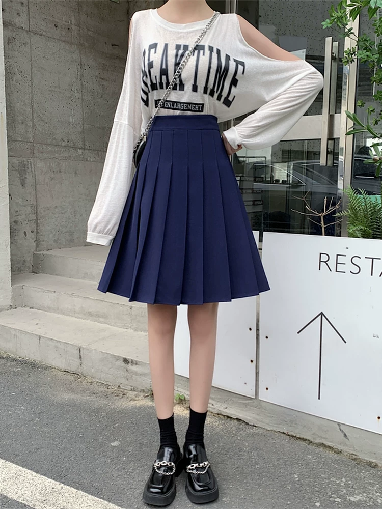 Váy xếp ly màu xanh TB dành cho nữ, váy kiểu preppy cạp cao chống lộ mùa thu đông, váy chữ A, váy nửa thân thon gọn.