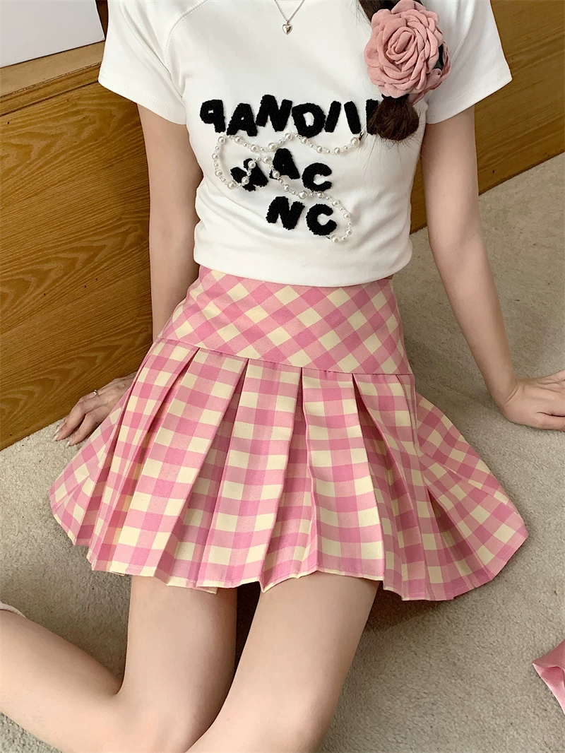 Váy xếp ly lưng cao kẻ sọc hồng cỡ lớn, váy kẻ sọc dopamine mùa hè dành cho nữ, váy ngắn chữ A thon gọn