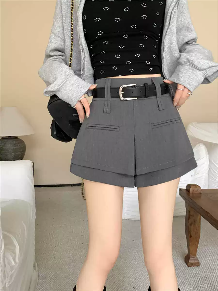 Quần âu nữ, cạp cao, dáng rộng chữ A, quần ống rộng, thiết kế mới xuân hè 2024, quần short màu xám thời trang nữ, hợp xu hướng trên Instagram.