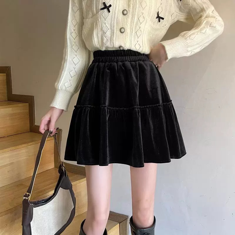 Váy nhung xếp ly, váy bánh bèo thu đông nữ size lớn, váy chữ A cao eo tôn dáng, váy ngắn cho nữ size lớn.