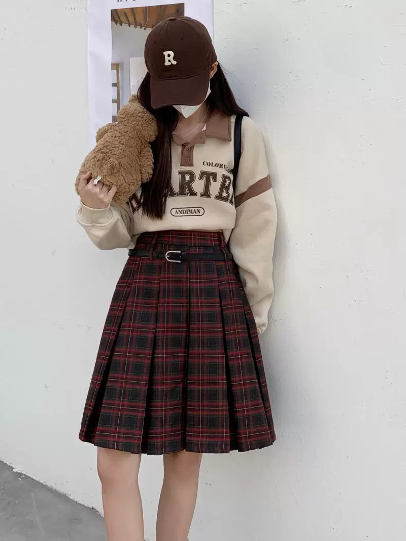 Váy xếp ly lưng cao kẻ sọc đỏ dành cho nữ mùa thu đông 2022 thiết kế mới lạ váy dài vừa phải váy chữ A váy dù