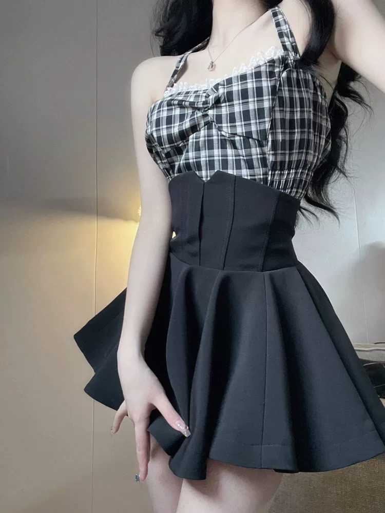 Váy xòe đen cho nữ, mùa thu đông, cỡ lớn, váy xếp ly ôm dáng cao eo thời trang, váy ngắn chữ A nhỏ nhắn.