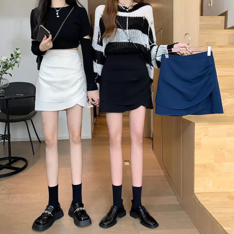 Váy xếp ly trắng không đều, thiết kế cỡ lớn, váy chữ A có xẻ tà, váy ôm hông, váy ngắn che bụng lưng cao mùa hè