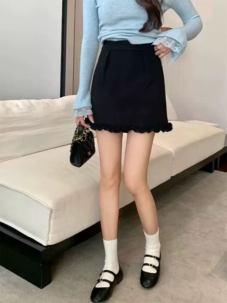 Thiết kế thân hình quả lê cỡ lớn với váy ngắn len ren xếp nếp, váy chữ A màu xám tôn dáng và đa năng cho mùa thu đông.