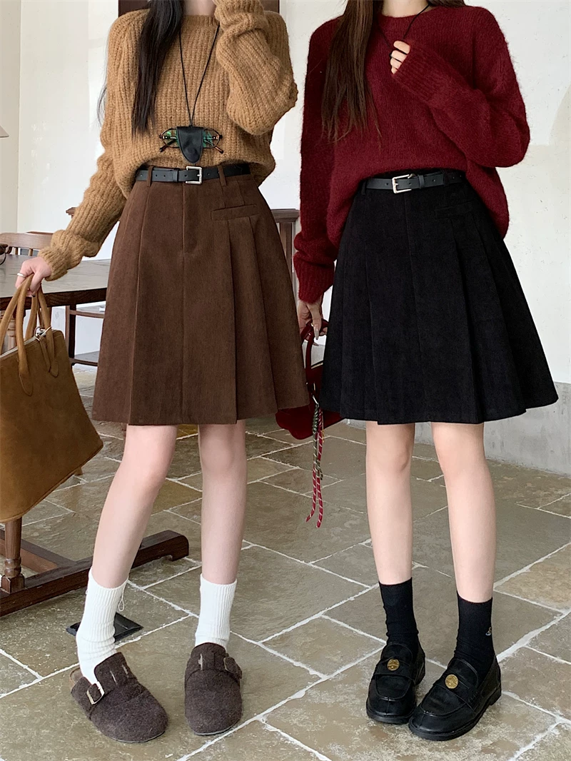 Váy xếp ly bằng vải nhung cỡ lớn, váy chữ A cạp cao mùa thu đông dành cho nữ, váy dài vừa phải giúp thon gọn và che hông.