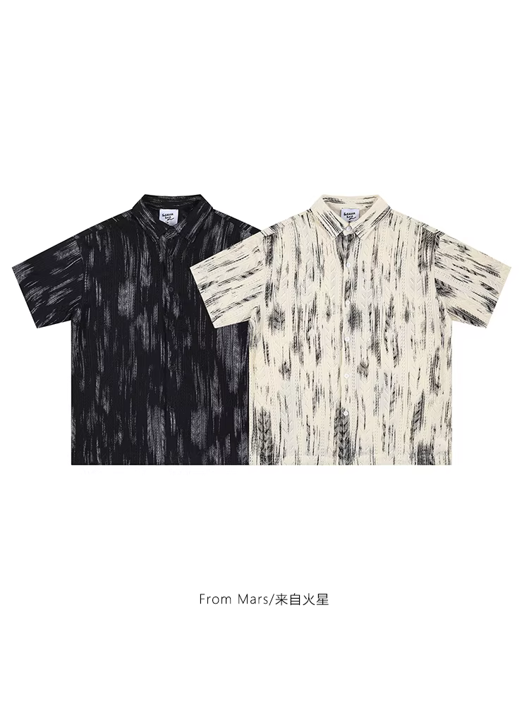 FromMars Đập tan những ràng buộc và áo sơ mi ngắn tay có họa tiết graffiti