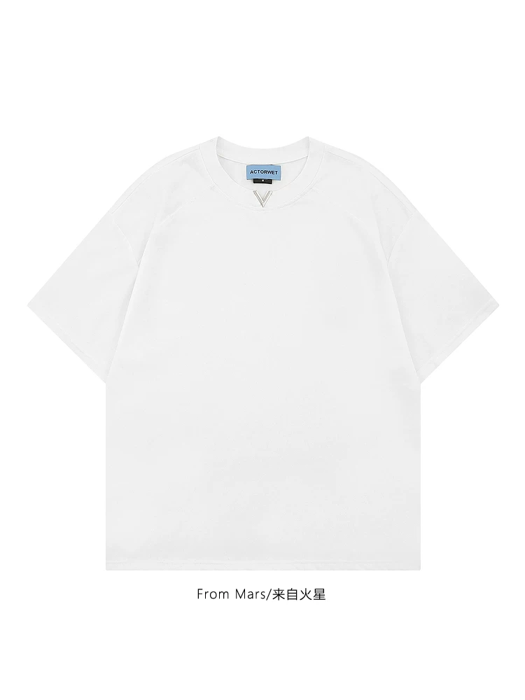 Từ Mars tạo ra một không gian trống, thiết kế đơn giản màu trơn, phong cách đường phố unisex, áo thun ngắn tay rộng rãi đa năng cho mùa hè.