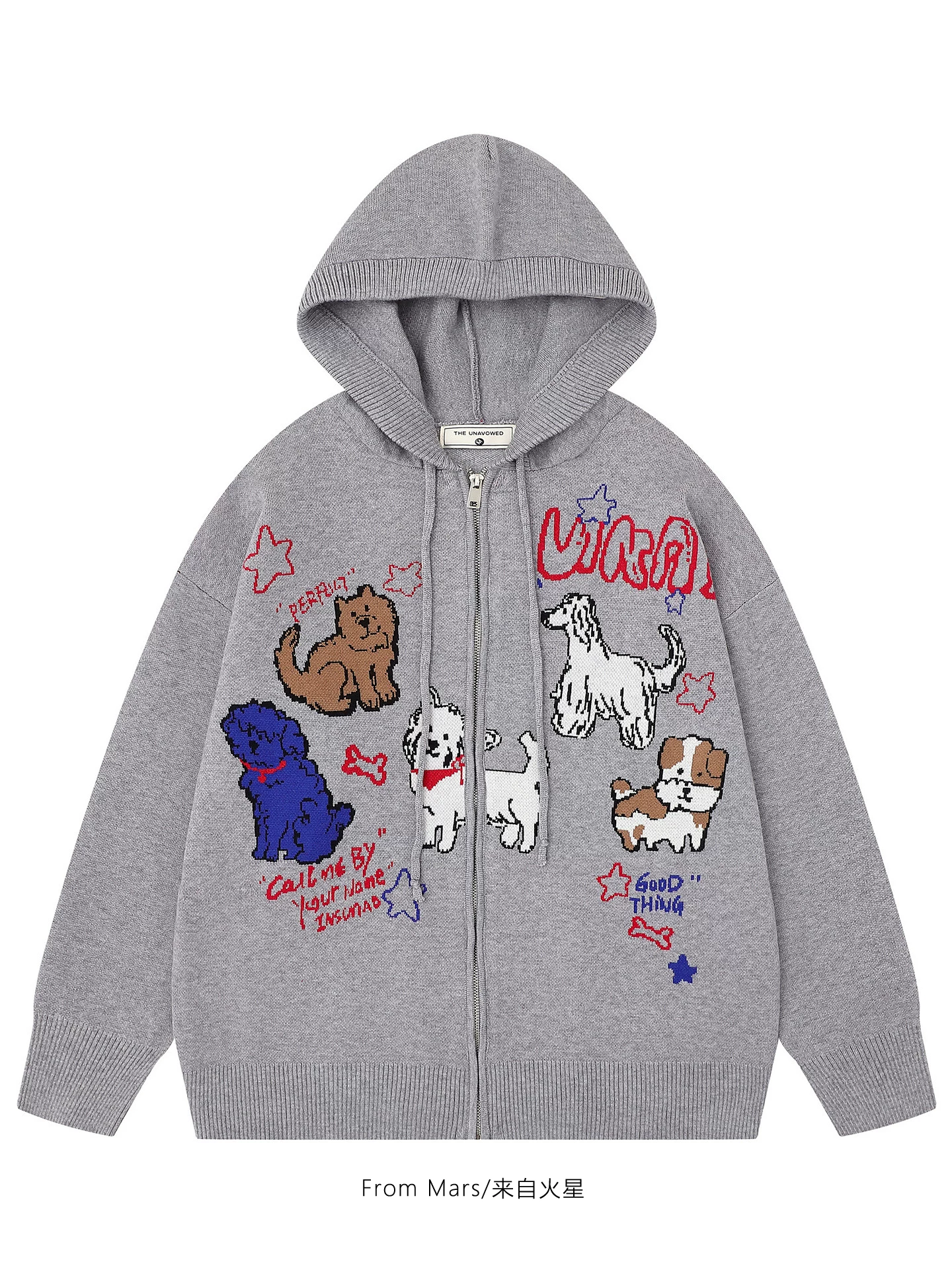 Từ Mars Dogs, các chú chó tụ tập lại với nhau trong những chiếc áo len và áo khoác.