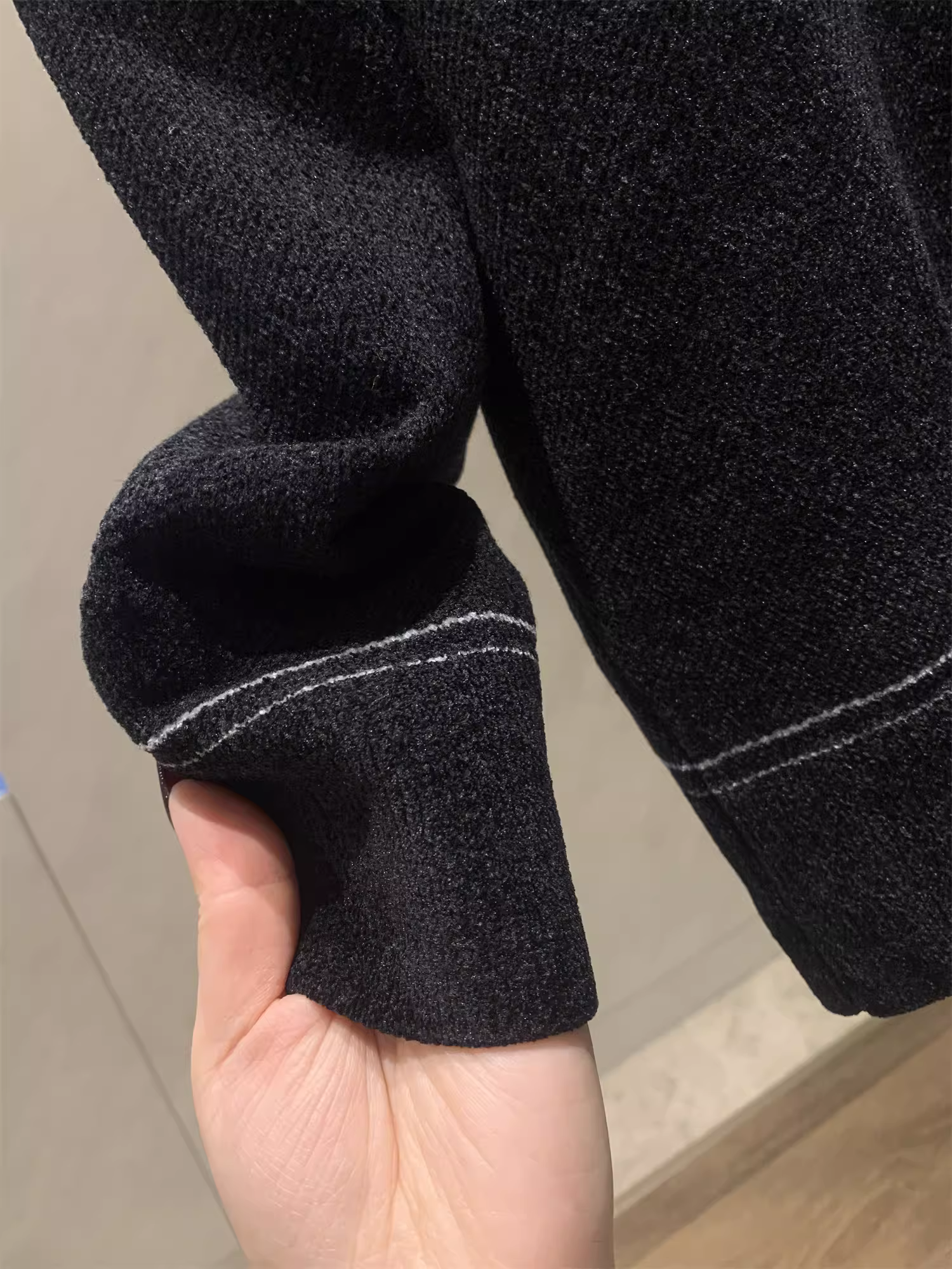 Don Quixote đặc biệt! Giảm giá thanh lý! Áo len dệt kim cổ tròn dài tay mùa đông siêu mềm mại.