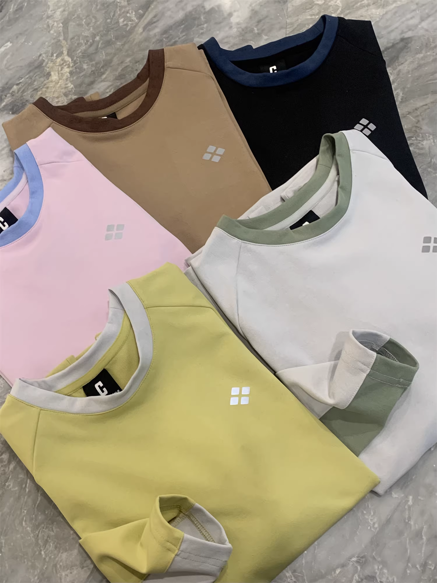 Don Quixote Outdoor Mountain Series Patchwork! Áo nỉ mỏng dáng rộng thể thao mùa xuân và mùa thu mới dành cho nam