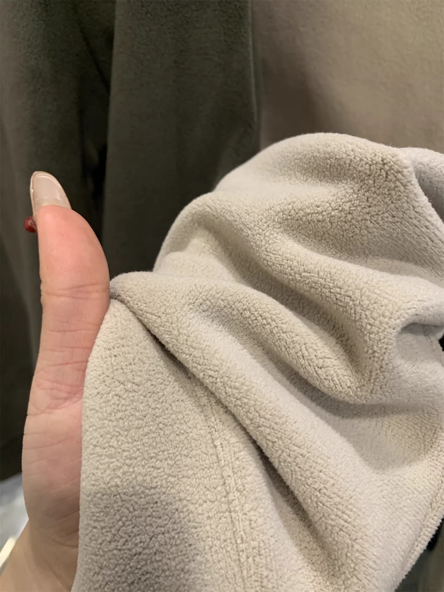 Áo giữ nhiệt hai lớp Don Quixote! Áo giữ ấm mùa thu đông Ollie đa năng, kiểu dáng thường ngày, cổ đứng nửa khóa kéo, lớp lót cơ bản dành cho nam.