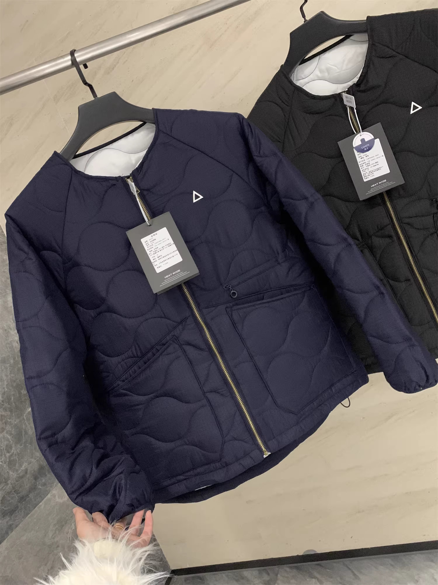 Don Quixote phong cách Nhật Bản! Họa tiết ca rô + chần hình quả bầu! Áo khoác cotton không cổ dành cho nam mùa thu đông.