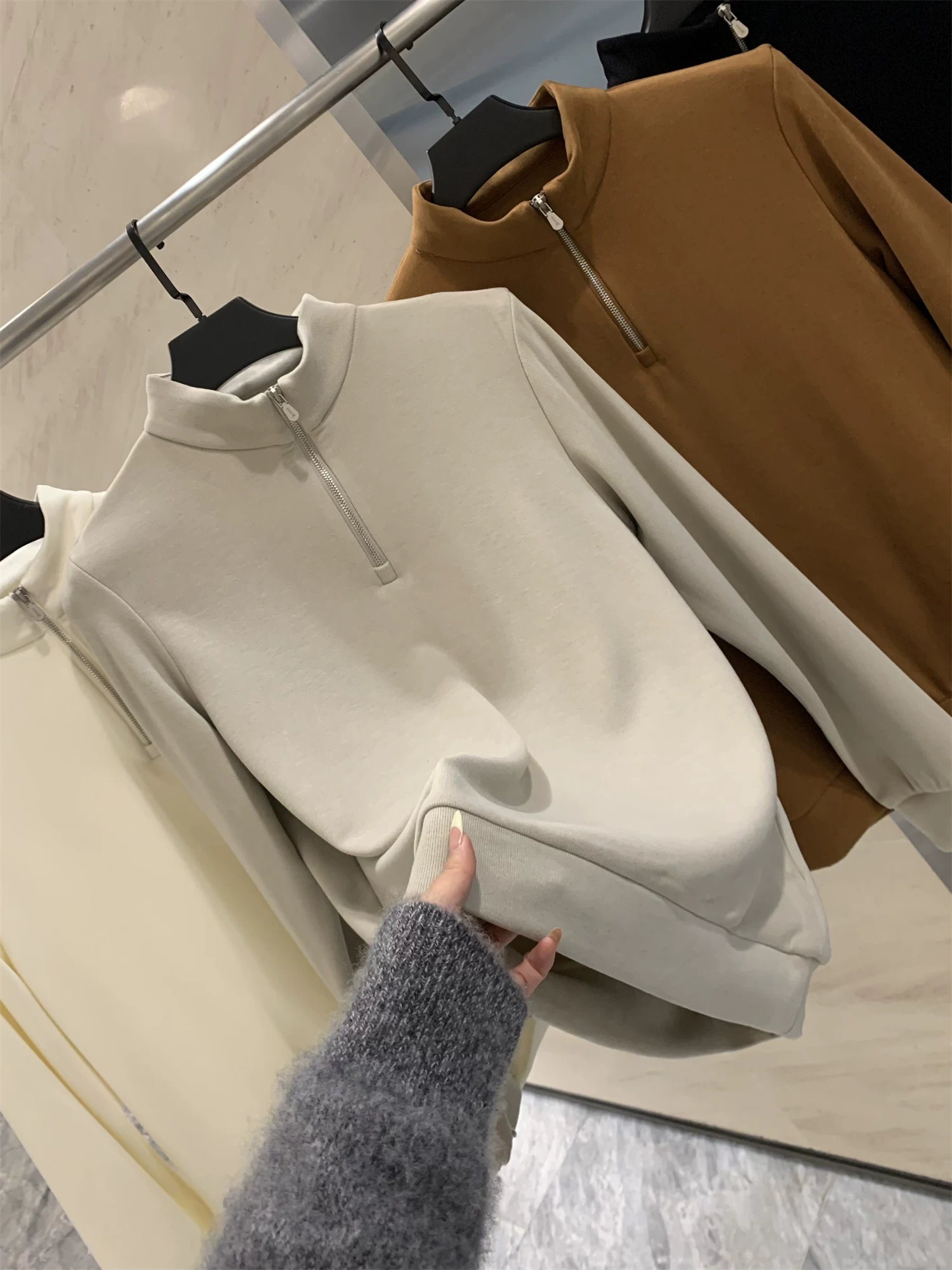 Don Quixote, phong cách tiền bạc cổ điển! Áo khoác nam mùa thu đông, kiểu dáng xếp lớp, nửa khóa kéo, phong cách kinh doanh giản dị, chống gió và giữ ấm.