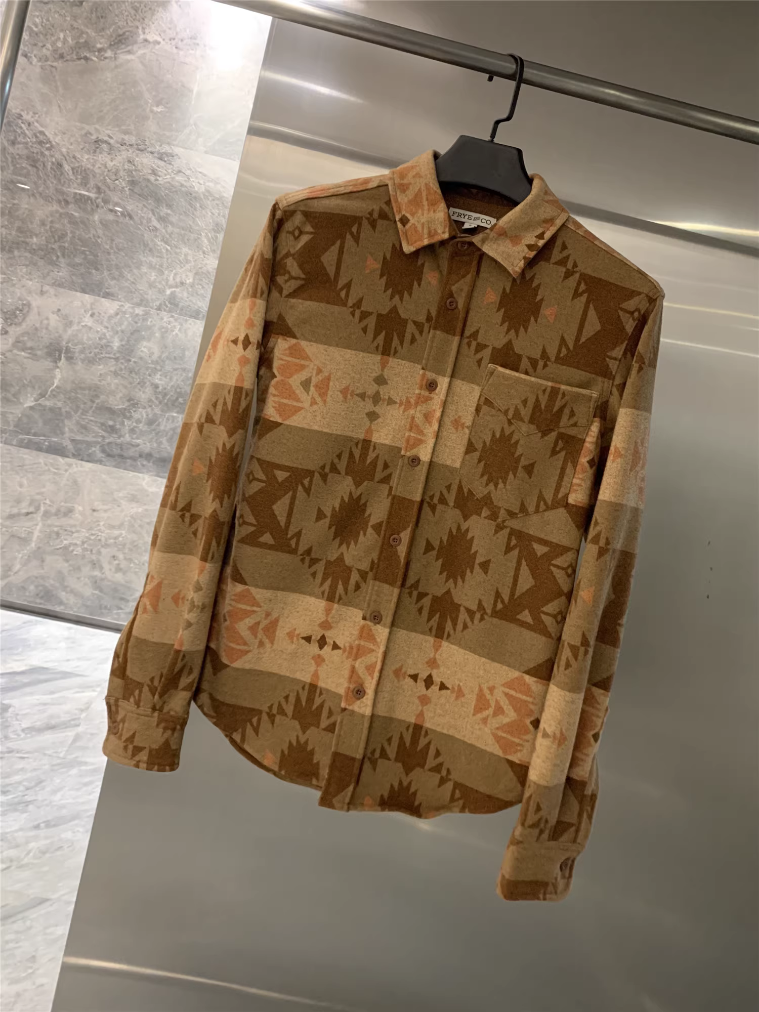 Don Quixote, phong cách cổ điển Mỹ! Phong cách dân tộc Navajo! Áo khoác sơ mi nam kiểu Mỹ, chất liệu washed và brushed.