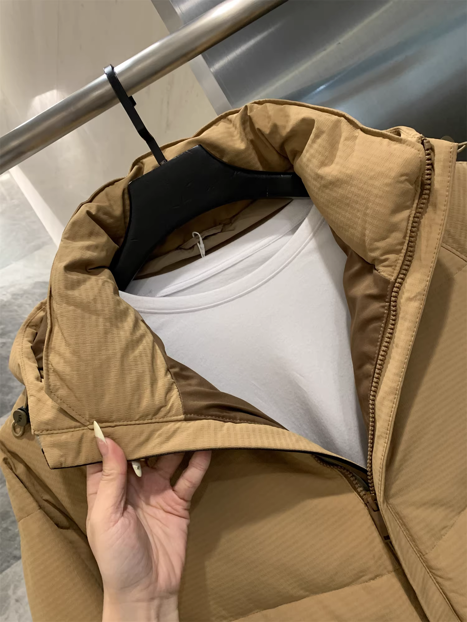 Don Quixote H Family Aurora Series! 90% lông ngỗng! Áo khoác dày có mũ trùm đầu dành cho nam mùa đông.