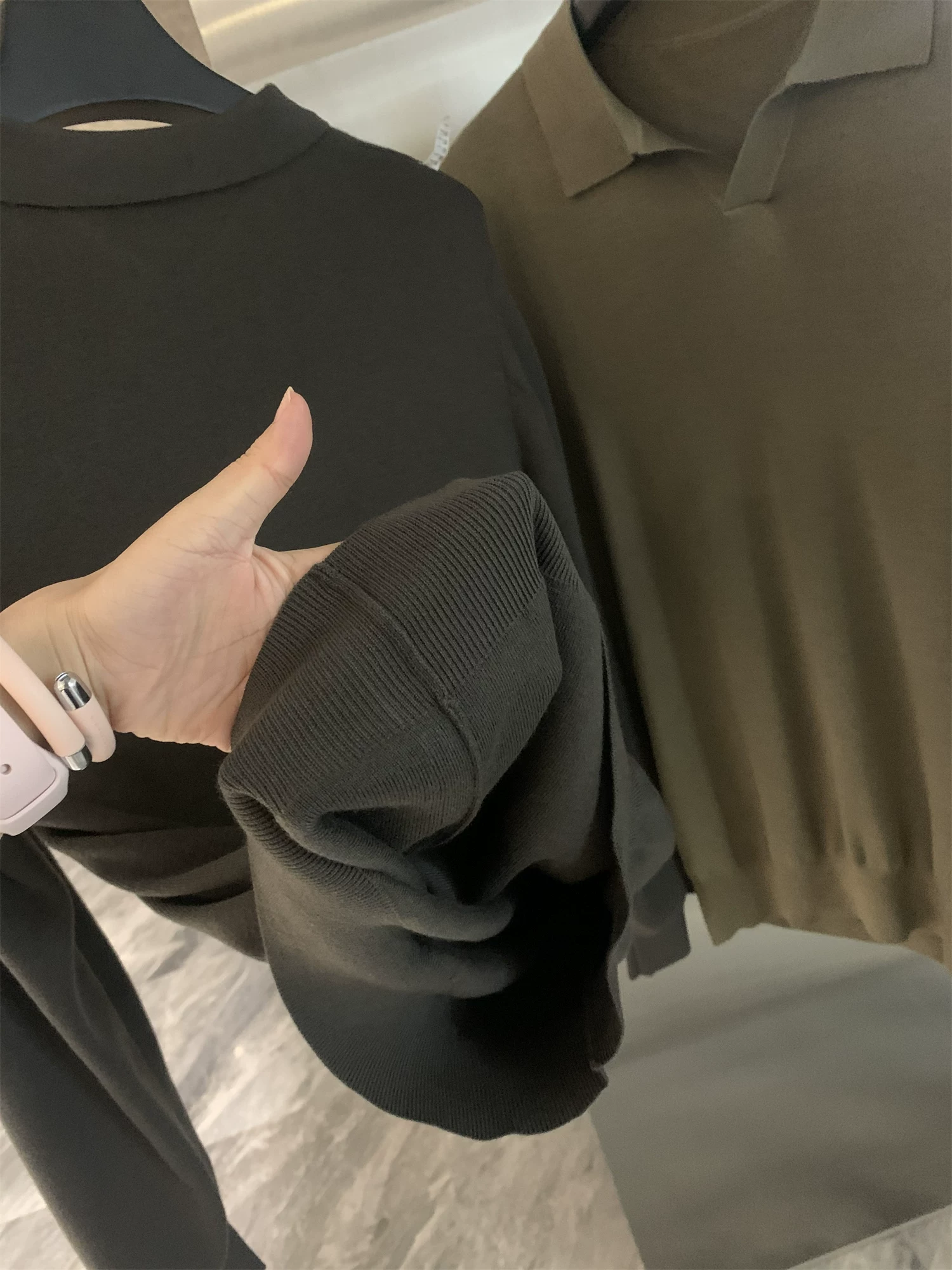 Don Quixote, một quý ông thanh lịch! Áo len pha len! Áo len nam cổ V nhỏ, cổ Cuba, dệt kim, hợp thời trang mùa thu đông.