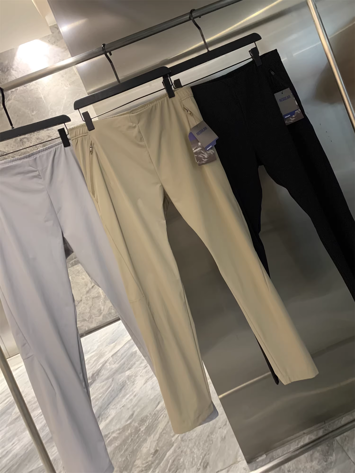 Don Quixote Nhẹ nhàng từ Anh! Không thấm nước, nhanh khô, thoáng khí và co giãn! Quần đi bộ ngoài trời thông thường dành cho nam giới dành cho mùa xuân và mùa hè.