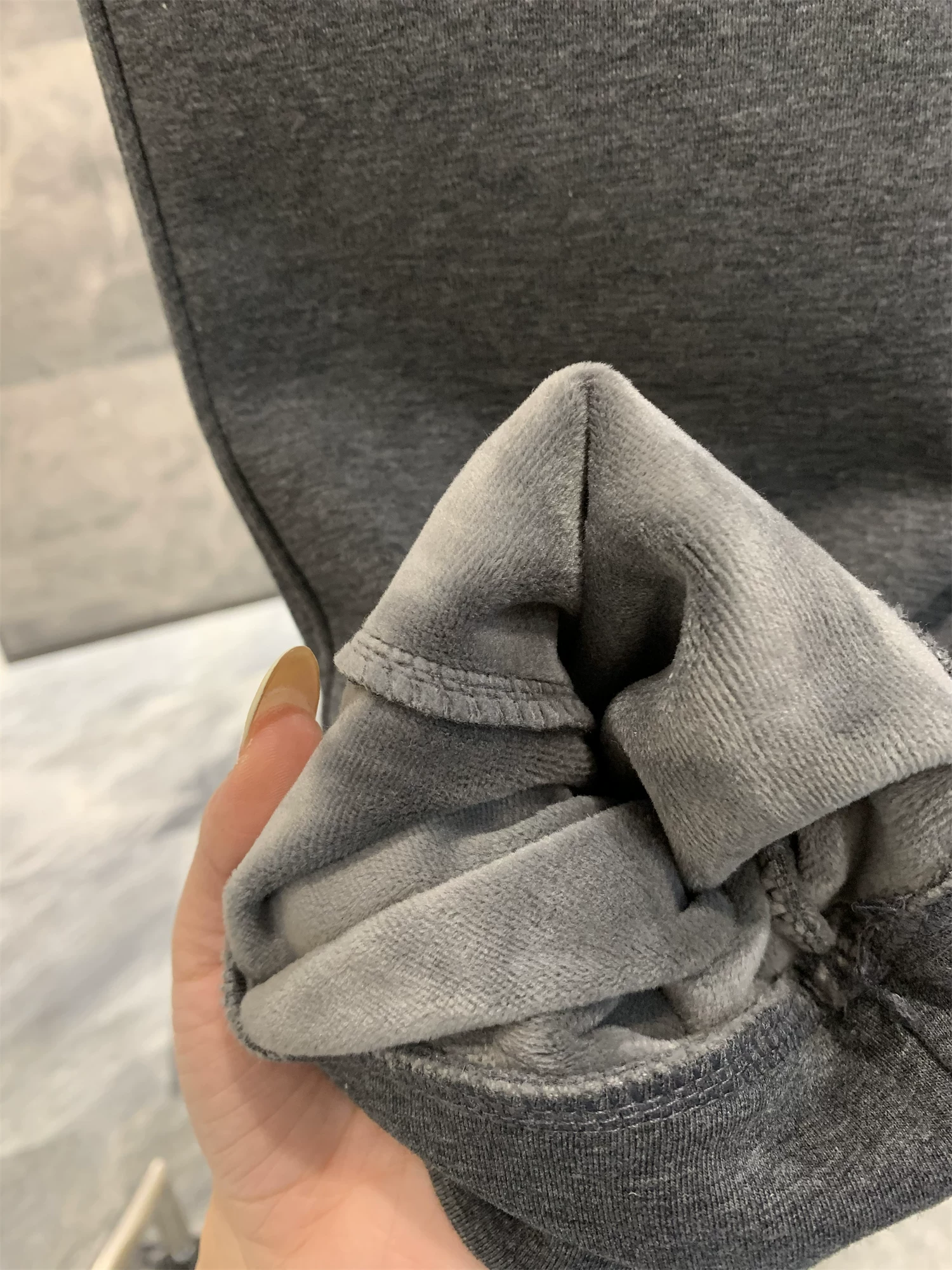 Don Quixote đến đảo nước này! Dày và không mờ! Quần thể thao dệt kim mùa thu đông ấm áp, có bo gấu, kiểu dáng thường ngày dành cho nam.