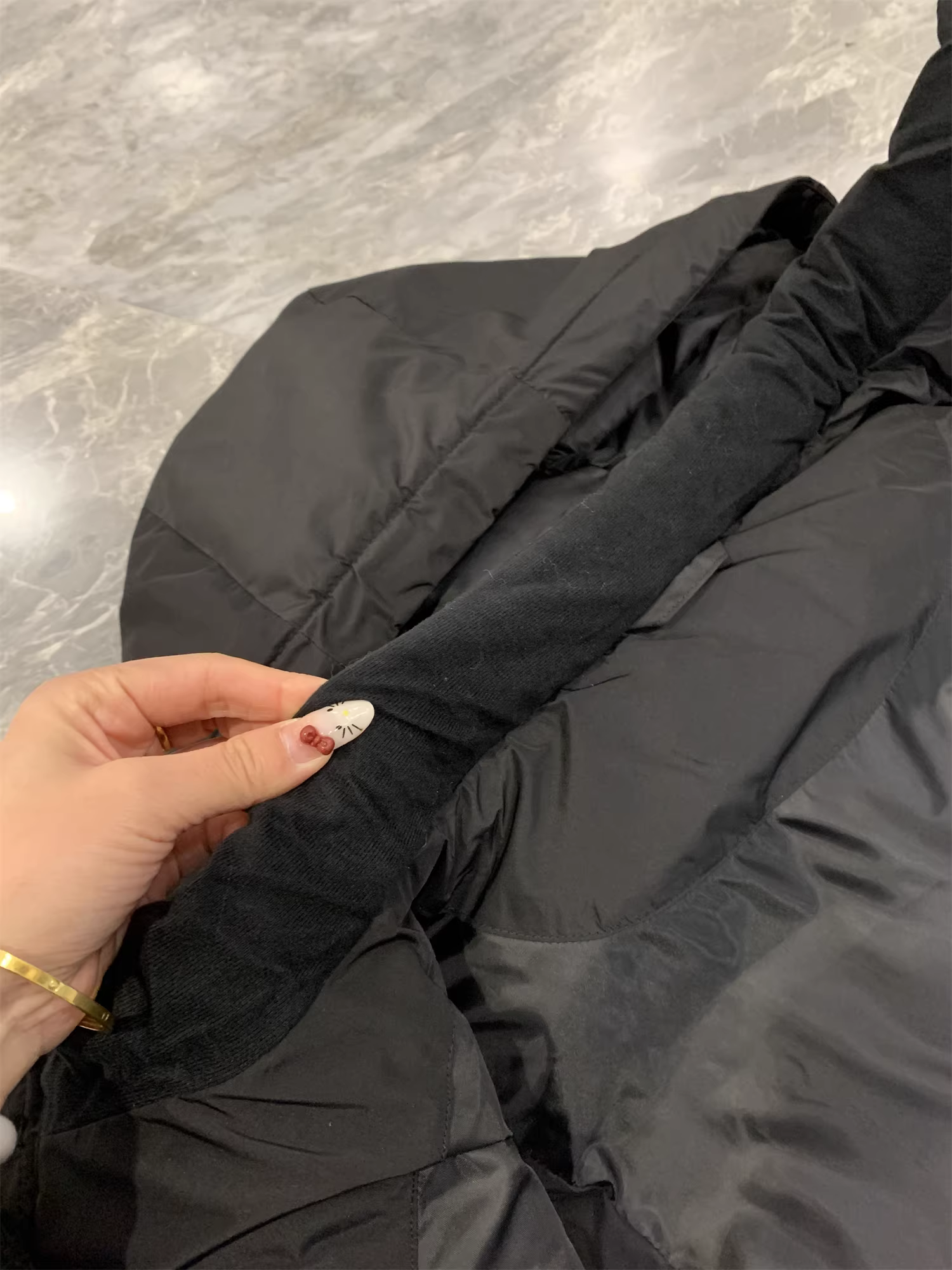 Don Quixote Han Dan Chuyuan! Có sẵn các tùy chọn kiểu dáng thẳng/đường viền bo gấu! Áo khoác cotton ấm áp và mềm mại mùa đông dành cho nam.