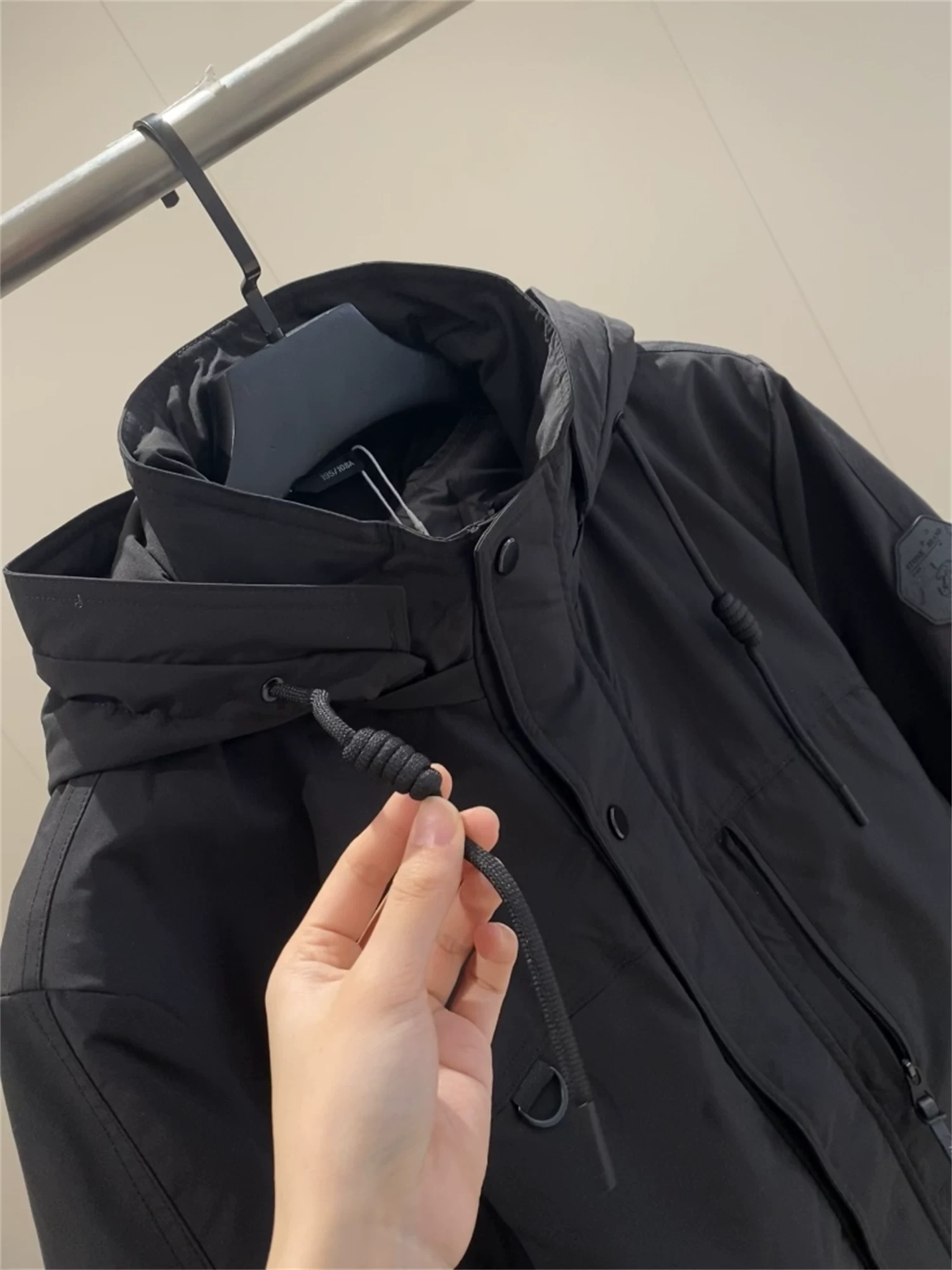 Don Quixote, đồ tuyệt vời này! Áo lót lông vịt có thể tháo rời! Áo khoác lông vũ có mũ thời trang dành cho nam giới mùa thu đông.