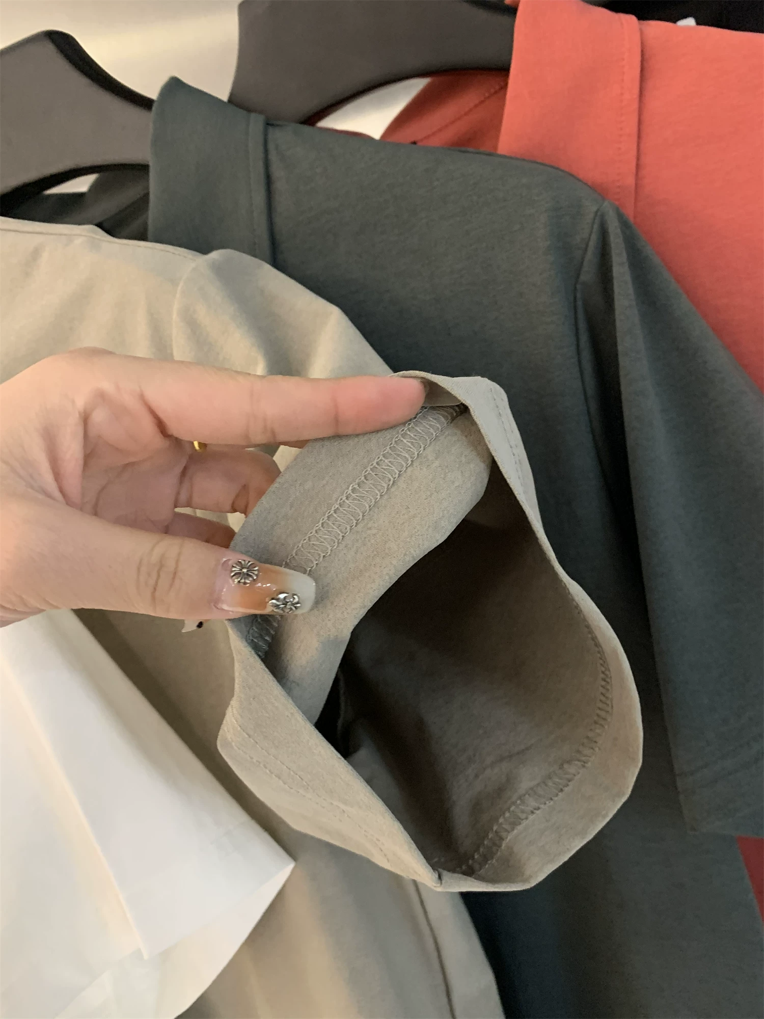 Áo Polo nam Don Quixote phiên bản màu trơn, chất liệu co giãn cao, nhanh khô, thoáng khí, kiểu dáng liền mạch, nửa khóa kéo, xu hướng mùa hè.