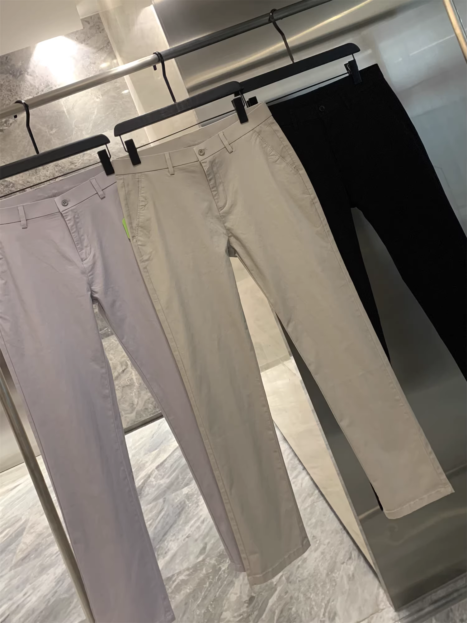 Don Quixote chọn lọc cotton dài sợi cao cấp của Tân Cương! Sợi dệt mịn, co giãn và thoáng khí, xu hướng quần nam mặc thường ngày mùa xuân/hè.