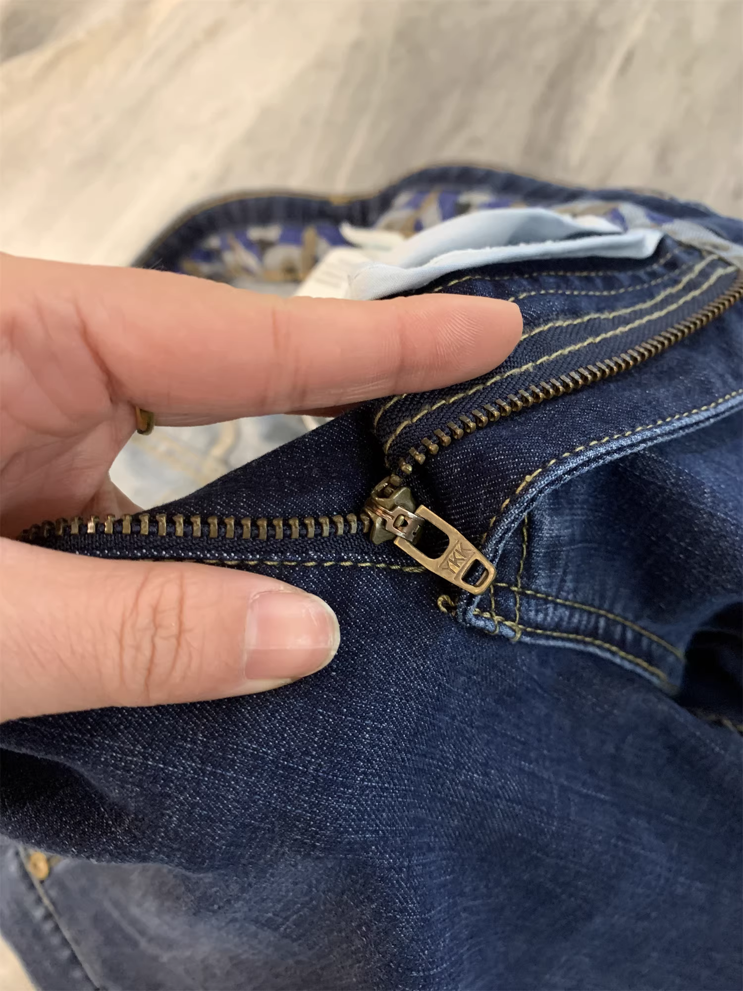 Don Quixote giảm giá lớn! Chất liệu cotton và spandex! Quần jeans nam mùa xuân/hè, chất liệu mềm mại, đa năng, kiểu dáng thời trang.