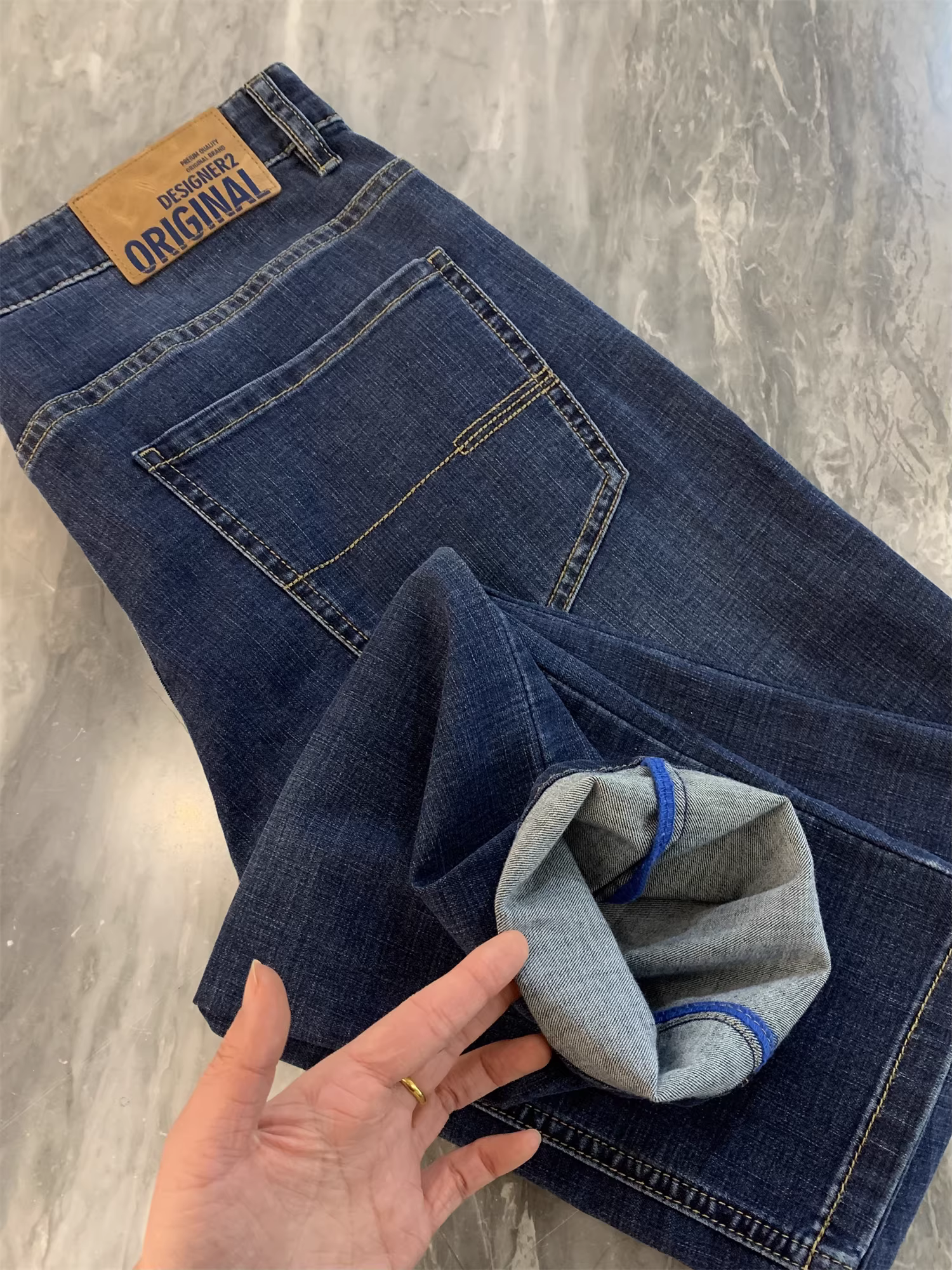 Don Quixote giảm giá lớn! Chất liệu cotton và spandex! Quần jeans nam mùa xuân/hè, chất liệu mềm mại, đa năng, kiểu dáng thời trang.