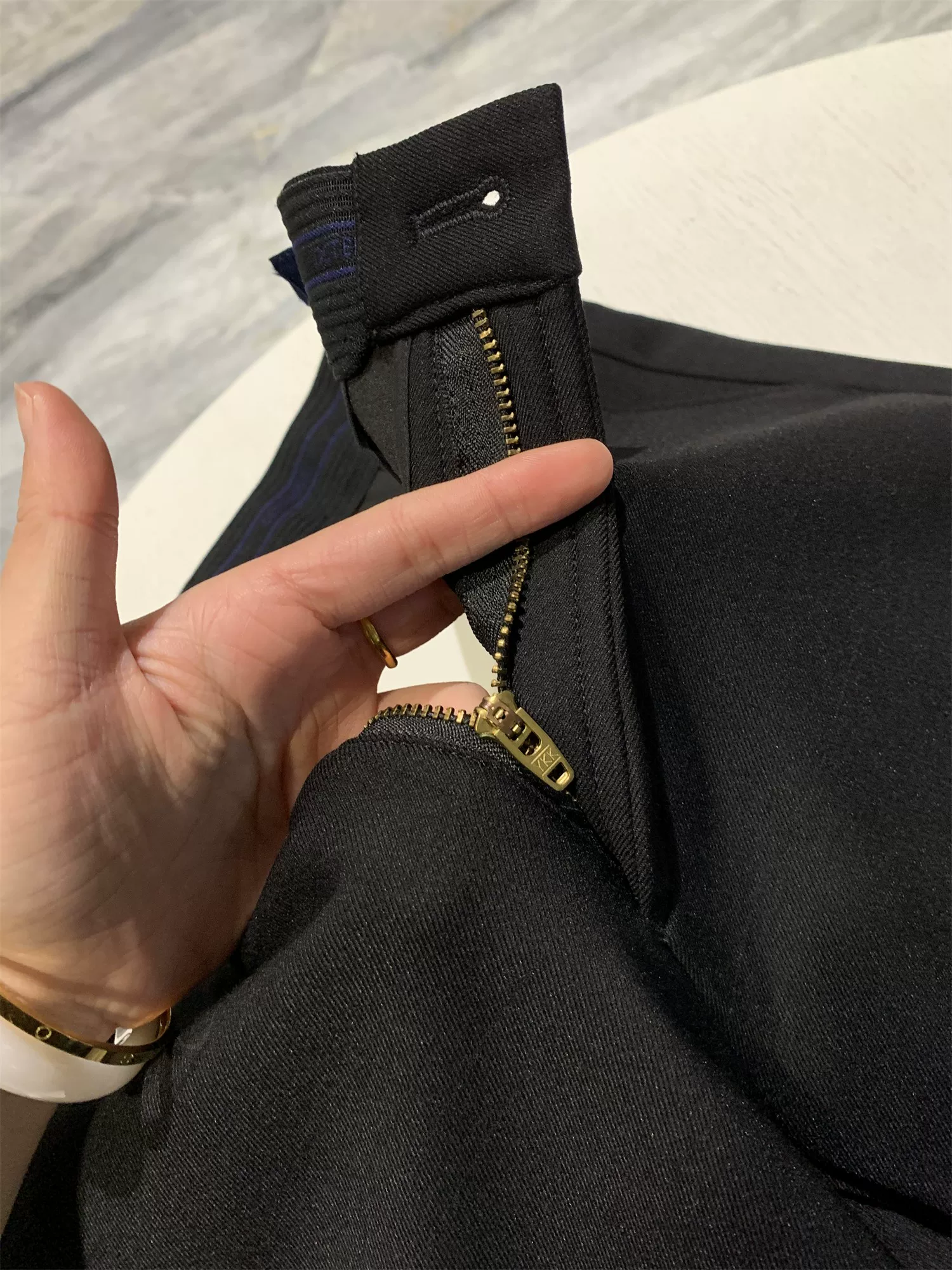 Đặc biệt Don Quixote! Offline 318! Độ co giãn sáu chiều! Quần âu nam chất liệu mềm mại, dáng thẳng, phong cách thường ngày.