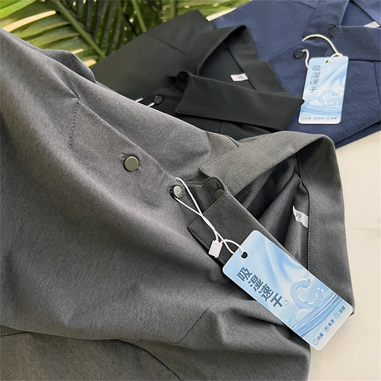 Áo polo nam Don Quixote thấm hút mồ hôi và nhanh khô! Áo polo mùa hè mát mẻ, thoáng khí, co giãn cao, thoải mái và năng động với tay ngắn.