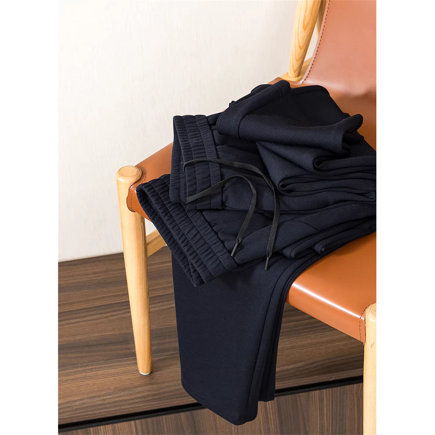 Don Quixote Z series chất lượng tương đương! Chất liệu len pha! Quần thể thao nam màu trơn, dáng hơi thon, mùa thu đông.