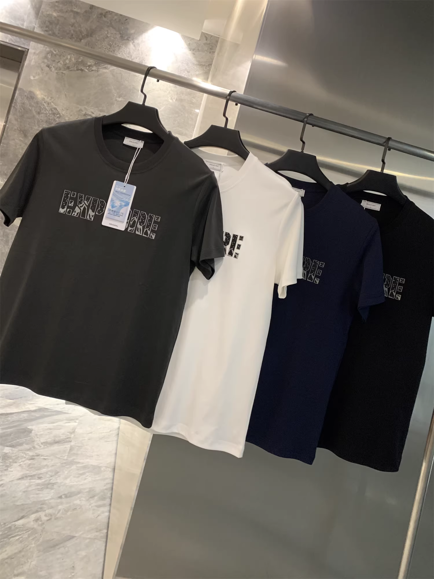 Don Quixote phong cách Mỹ, chất liệu dày dặn! Trọng lượng cao! Áo thun nam mùa hè màu trơn, chất liệu mát mẻ, kiểu dáng thời trang, tay ngắn.