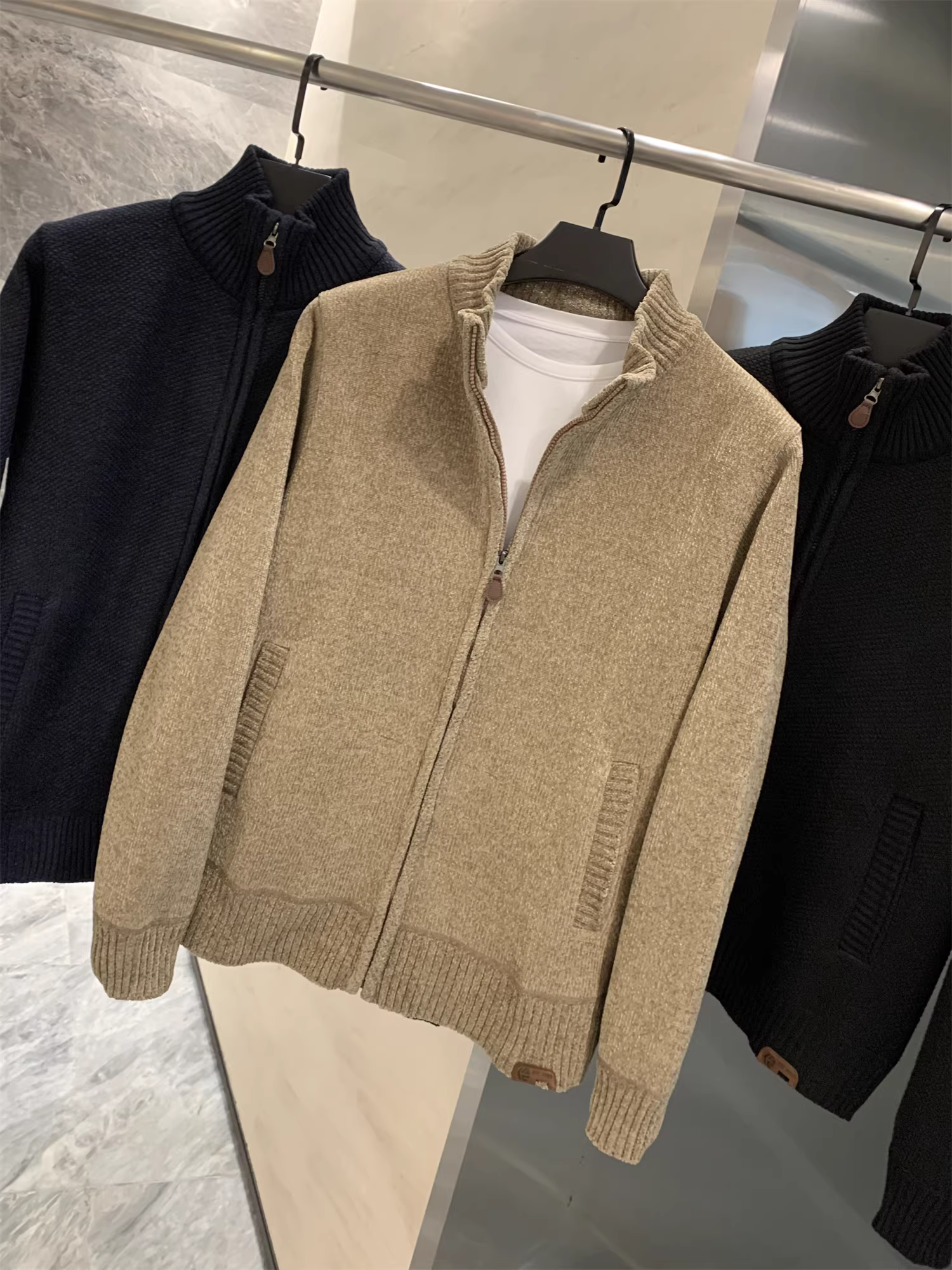 Don Quixote đặt hàng trực tuyến! Chất liệu nhung! Áo khoác len dệt kim cổ đứng dày dặn, ấm áp mùa thu đông, màu trơn dành cho nam.