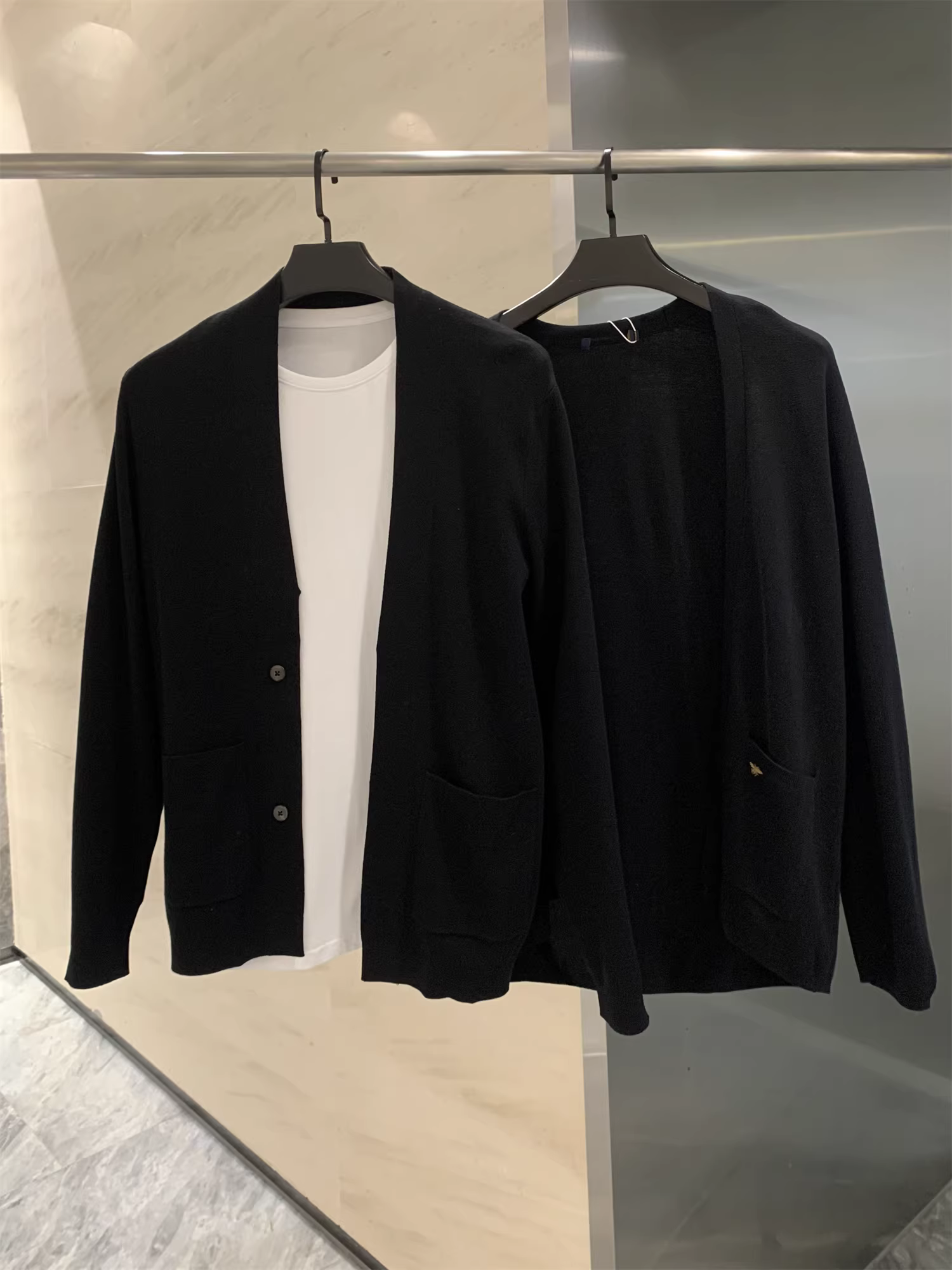 Đặt hàng tại xưởng len Don Quixote! Áo len cardigan nam mùa thu đông mới, chất liệu thoáng khí, thân thiện với da.