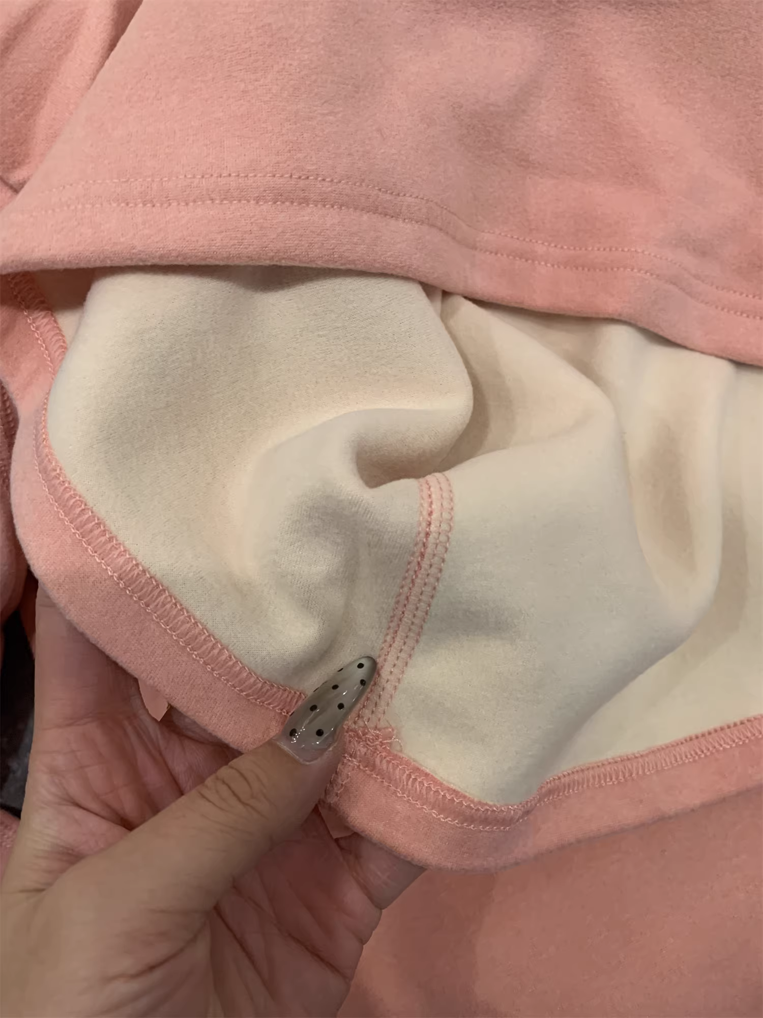 Don Quixote kết hợp lụa dâu tằm + len cừu! Bộ áo + quần ấm áp thân thiện với làn da mùa thu đông dành cho nam và nữ