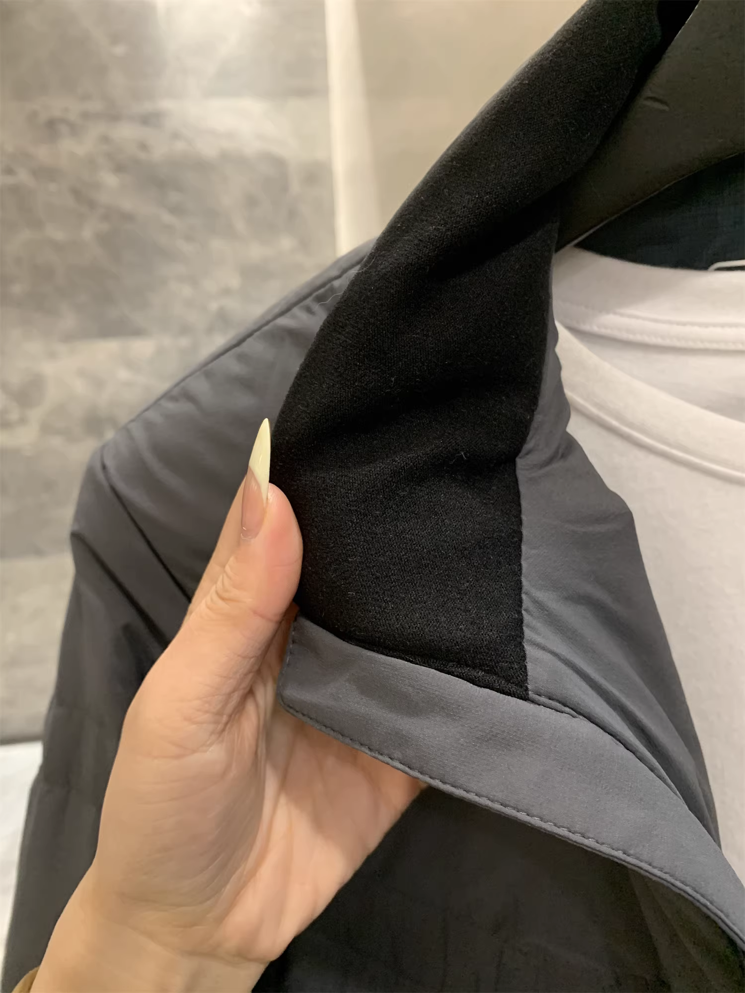 Ưu điểm của gia đình Don Quixote! 80% lông vịt! Áo khoác nam mùa đông chống gió, nhẹ, ấm áp, cổ đứng.