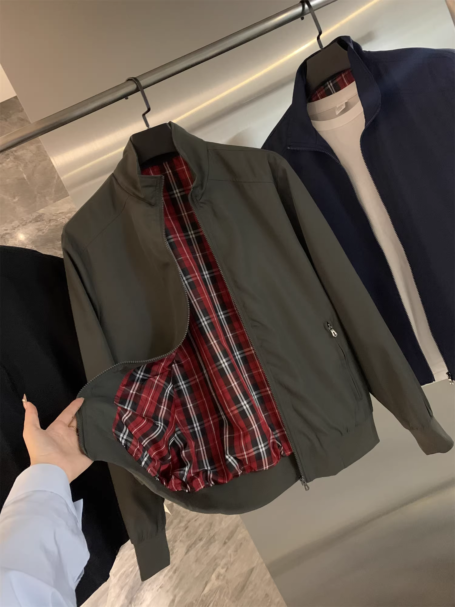 Don Quixote, một thương hiệu độc đáo ở Châu Âu và Châu Mỹ! Chất liệu cao cấp! Áo khoác nam cổ đứng, chống nhăn, nhanh khô, hợp thời trang mùa thu.