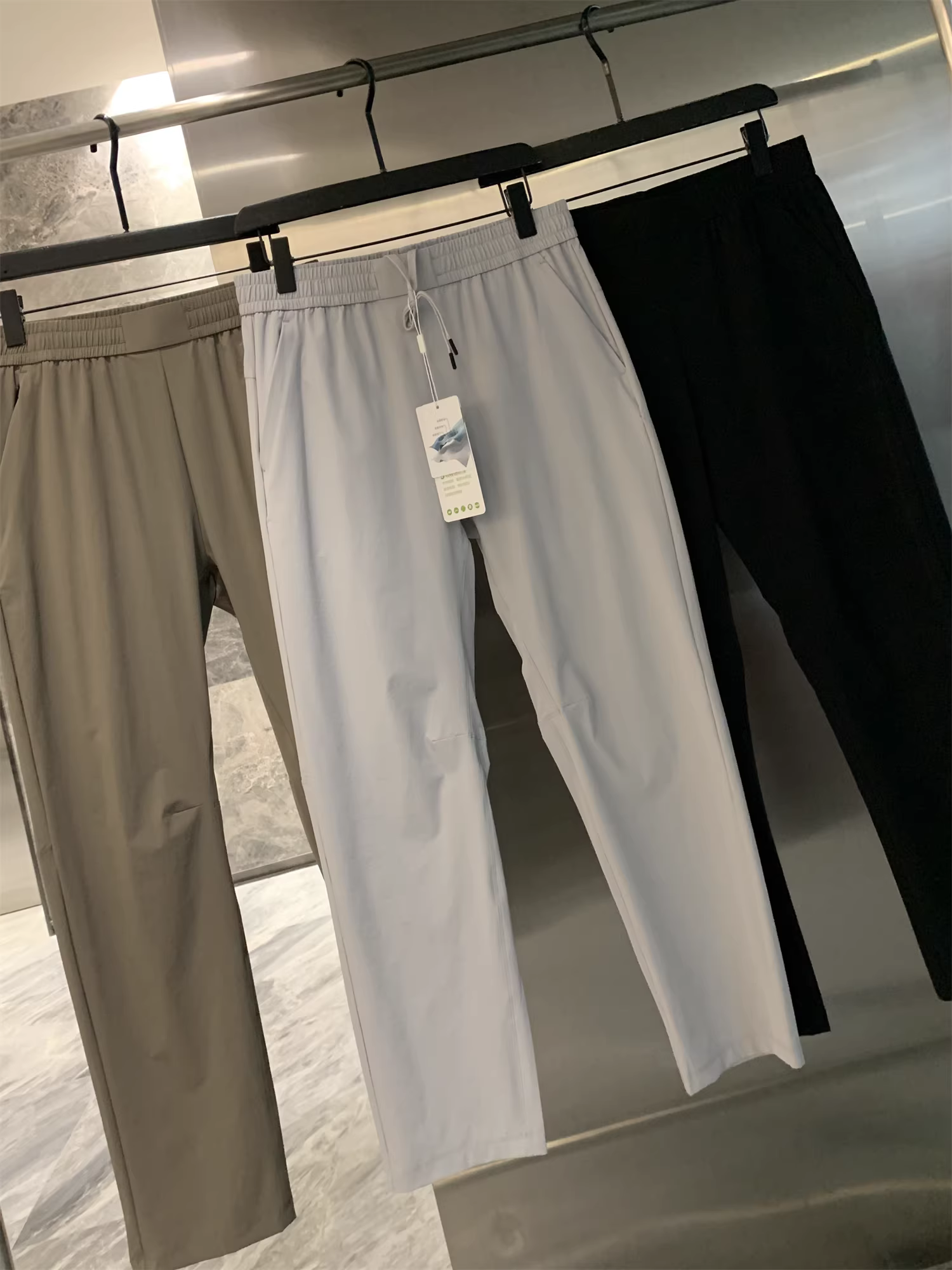 Don Quixote Công nghệ tuyệt vời! Quần âu nam may kiểu dáng thông thường, chất liệu nhanh khô, thoáng khí, co giãn bốn chiều, mỏng nhẹ mùa hè.