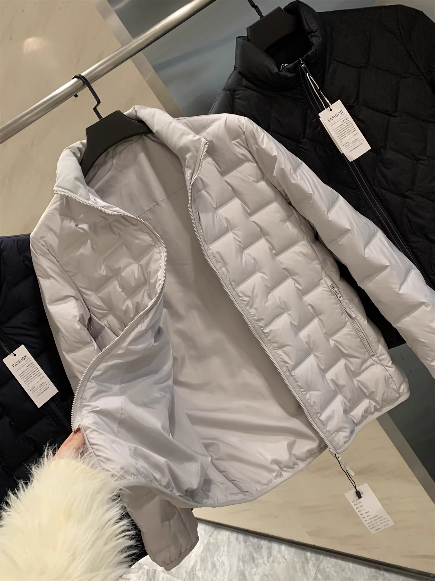 Áo khoác lông vũ nam Don Quixote 90% lông vịt + đường may được dán! Nhẹ, giữ nhiệt, ấm áp, cổ đứng, kiểu ngắn.