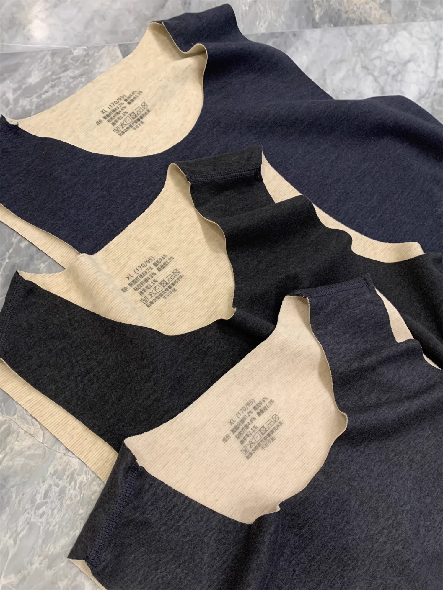 Đóng gói nguyên bản của Don Quixote! Len cừu + tơ tằm pha trộn! Áo giữ nhiệt ấm áp thân thiện với làn da mùa đông.