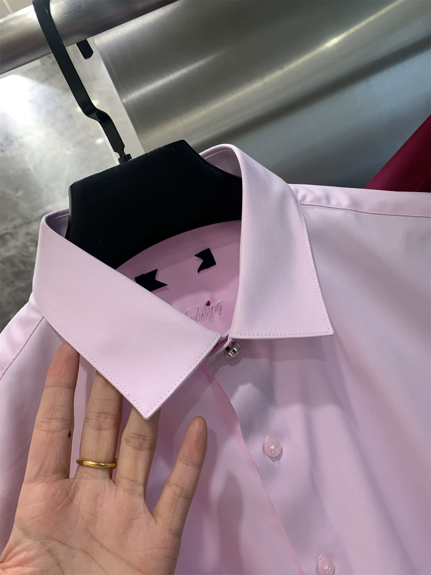 Don Quixote Co giãn và mềm mại! Áo sơ mi dài tay nam mùa xuân và mùa thu mềm mượt, tinh tế, thoáng khí, giản dị, đa năng.