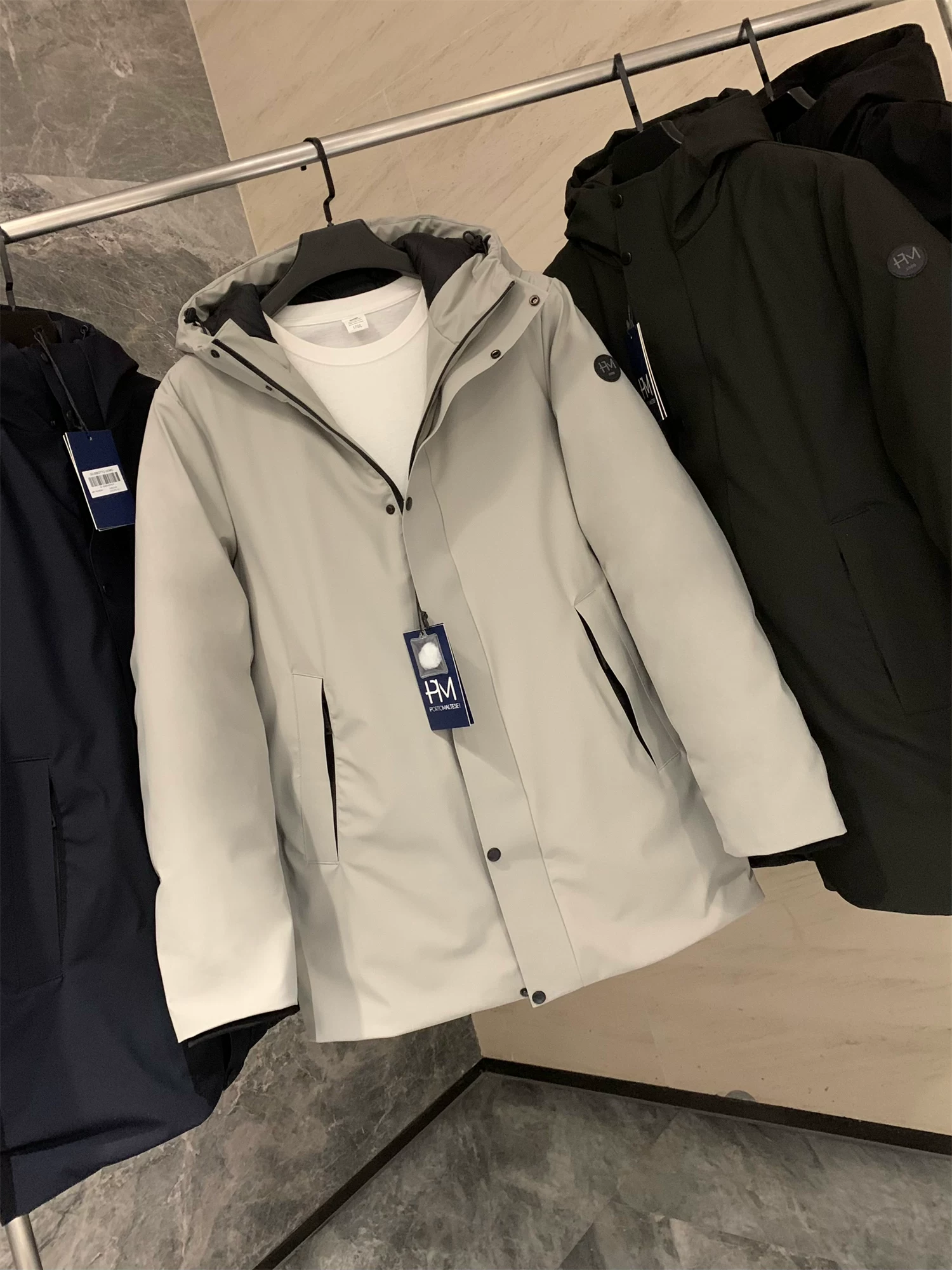 Don Quixote dày dặn và ấm áp! Áo khoác cotton có mũ trùm đầu, chất liệu dày dặn, kiểu dáng thể thao, dành cho nam giới, thích hợp cho hoạt động ngoài trời mùa đông